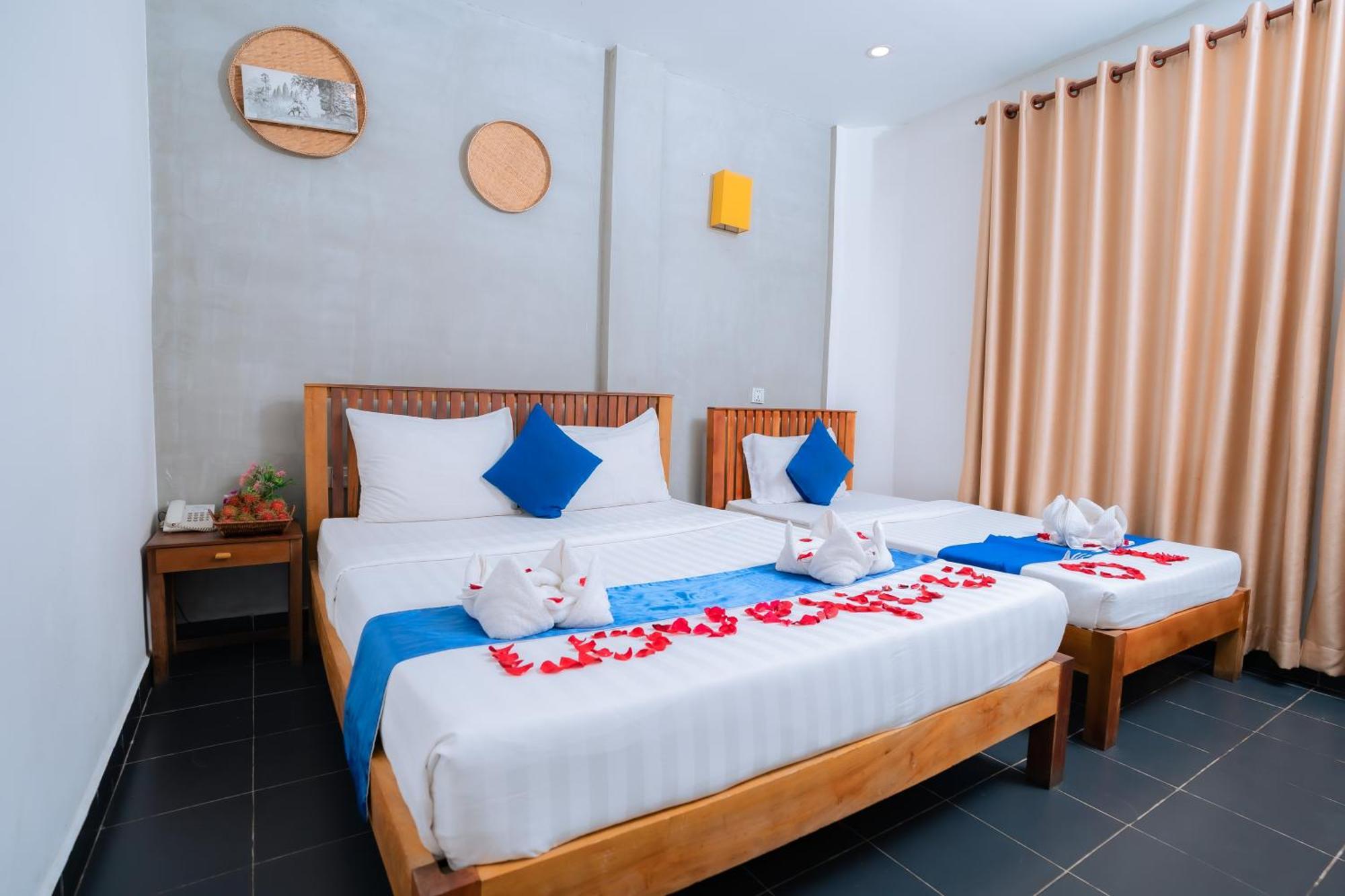 Grand Elevation Hotel