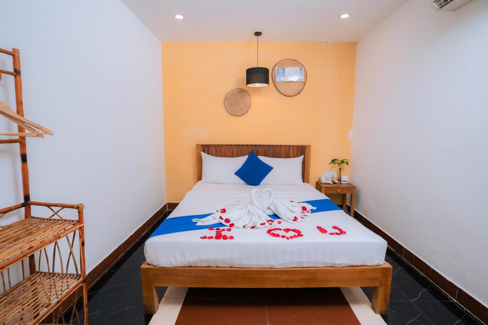 Grand Elevation Hotel 3*